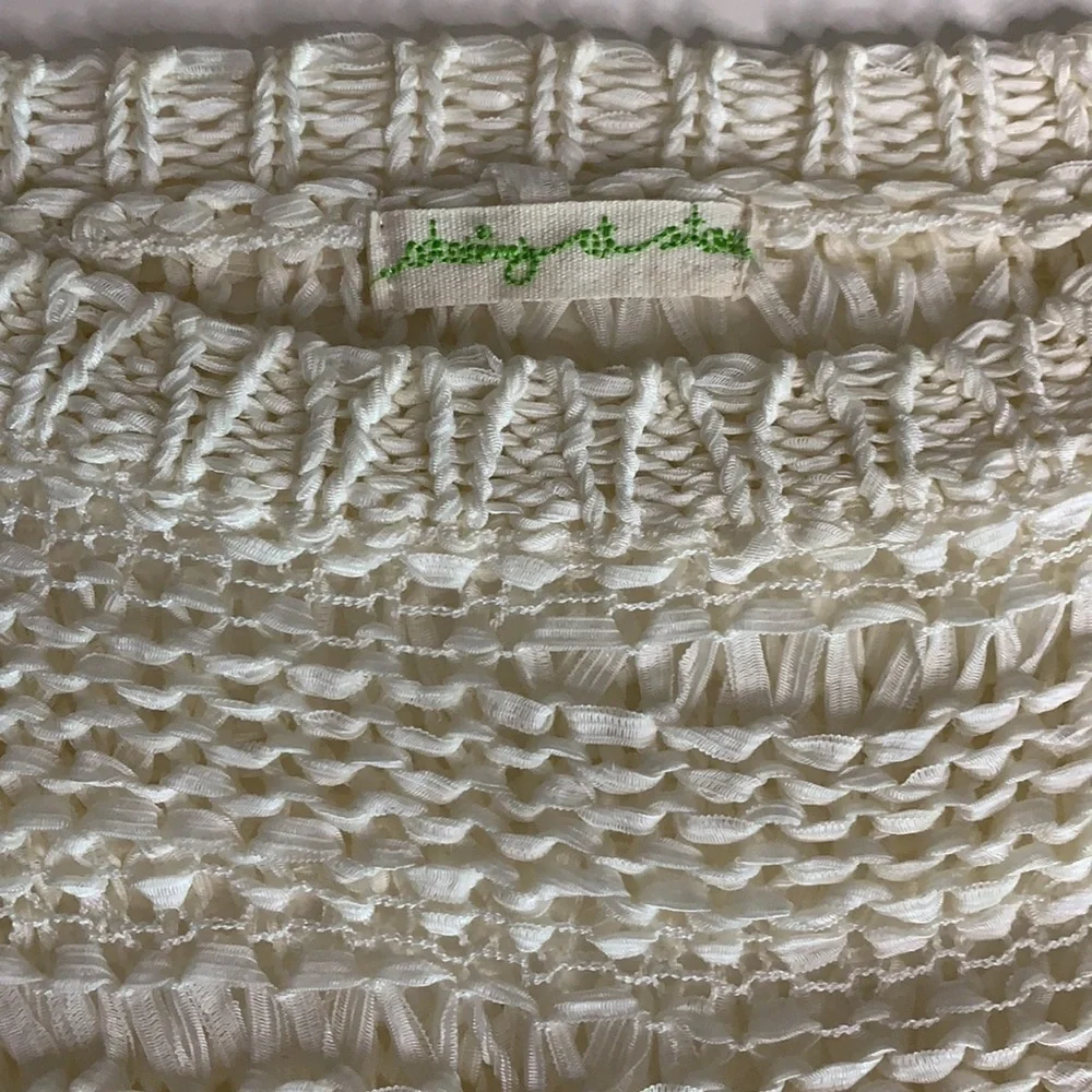 Staring at stars open hole weave pullover bone white top small